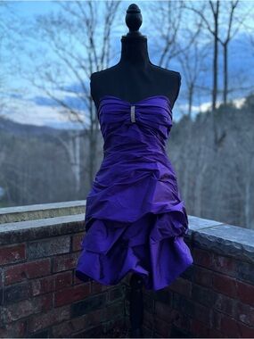 Betsy & Adam Strapless Purple Ruffled Cocktail Dress with on Rhinestone Accent